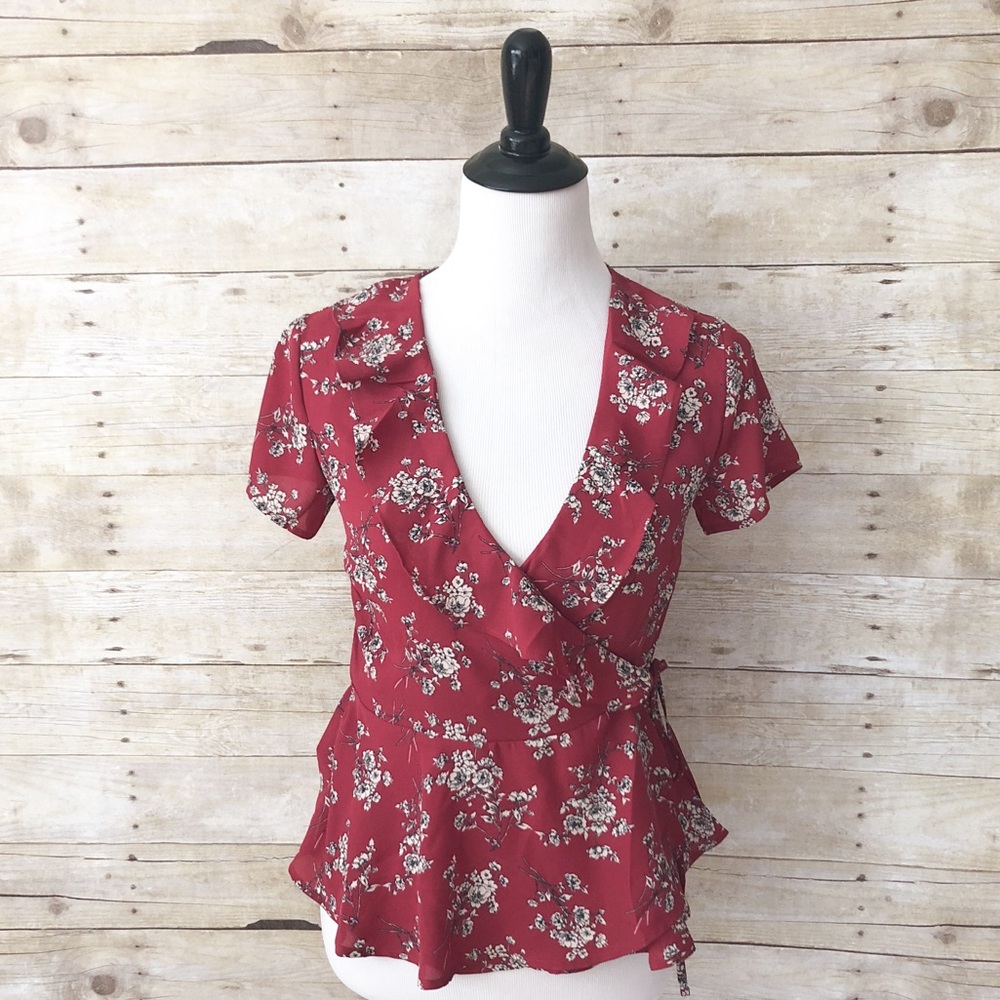 Vintage-look Ruffle Wrap Blouse sz M